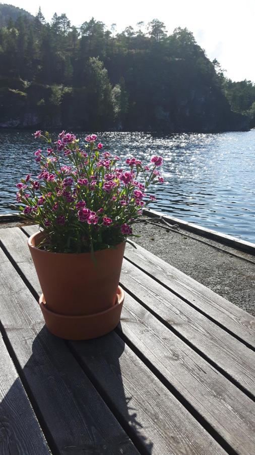Holtarheim, Holidayhouse, Boat Included Eikefjord エクステリア 写真